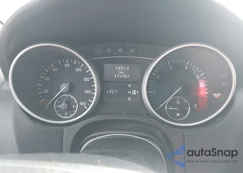 2010 Mercedes-Benz Ml 350 4Matic z USA, uszkodzony, nr VIN 4JGBB8GBXAA609337